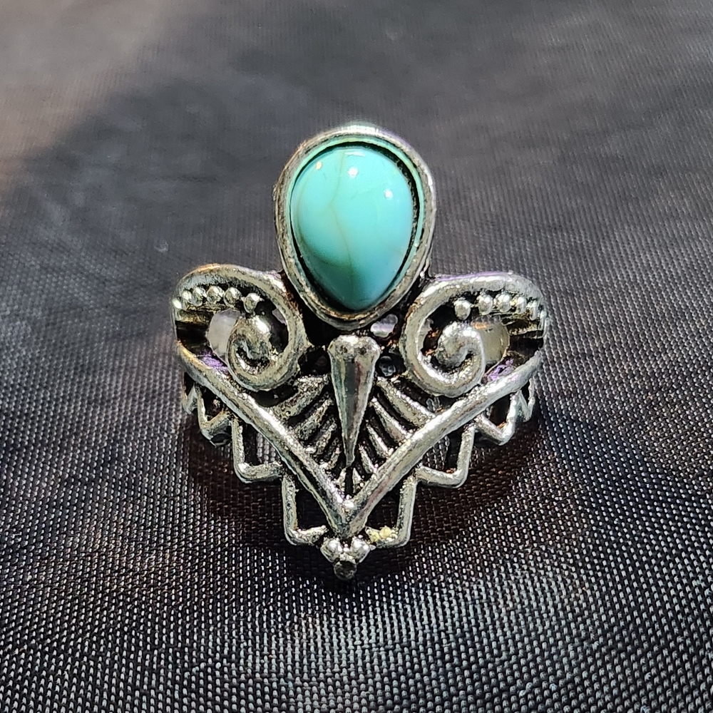 Vintage Silver & Turquoise Ring